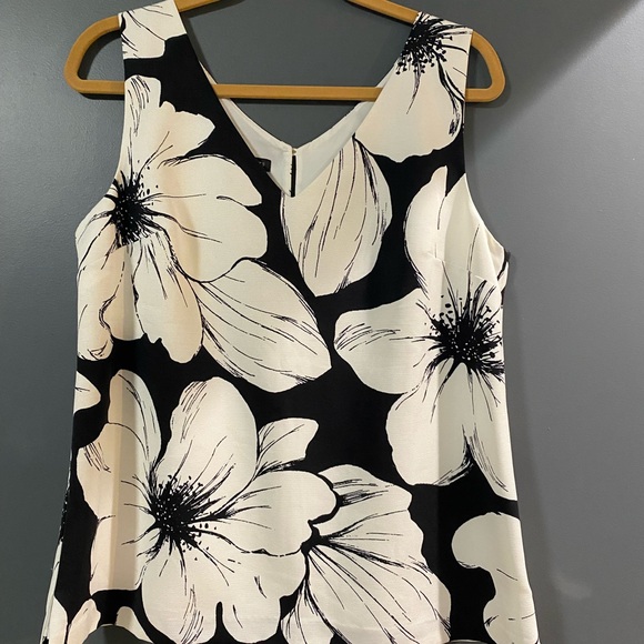 Talbots Black and Cream Floral Blouse - Picture 2 of 6